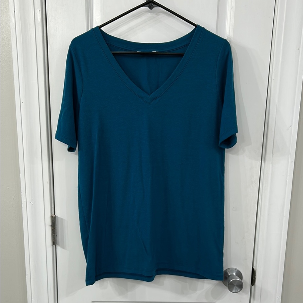 Zenana Outfitters Teal Short Sleeve V-Neck Top